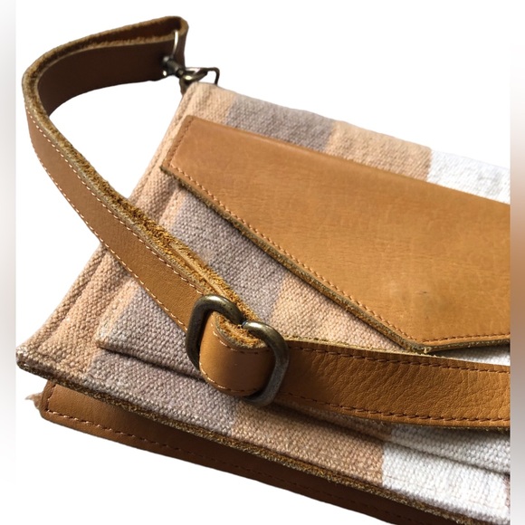 SutiSana Crossbody Organizer Color Sepia Wool Leather Zipper Bag Yellow Stripe - Picture 9 of 16